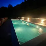 Colle Del Faggio Immersion House *